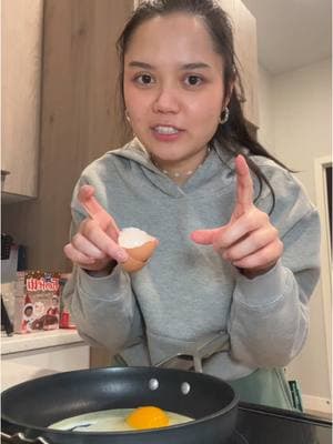 Only 1 month left on this app this is tragic #cookwithme #eggs #mykimnguyen #eatwithme #talking #lifeupdates #asmr #mukbang 