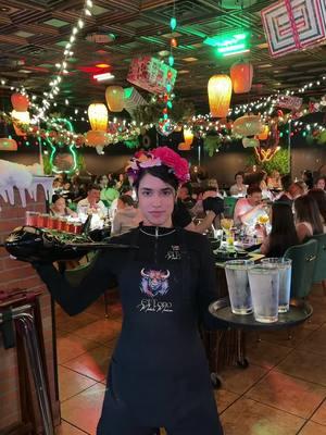 @dharcha🐉 is queen of this trend 😎✈️💃 Come dance with us 💃🕺:📍3015 SW Pine Island Rd #117, Cape Coral, FL 33991 USA  • • • #sheismyrock #sheismyrockchallenge #server #restaurant #viral #trend #trending #fyp #dance #airplane 