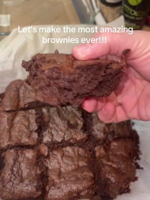 The best brownies for my sweet boy who is 17 months old today!! 🤎🥹  #sourdoughdiscard #sourdoughbrownies #sourdough #sourdoughstarter #Recipe #brownies #bakingrecipe #baking #bakingszn #fyp 