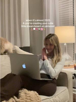 dreaming big like elle woods 😌👛🌟🎀📖 #2025 #2025dreamboard #dreamboard #newyearnewme #ellewoods #pinterest #pinterestgirl #wellnessgirl #wellnessgirlies #fyp 