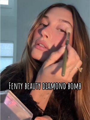 Recreating @Hailey Bieber icy shimmery eyes with @Fenty Beauty Diamond Bomb Highlighter for that perfect sparkle❄️✨✨   #newyearsmakeup #fentybeauty #diamondbomb #fentybeautyhowmanycarats #haileybiebermakeup 