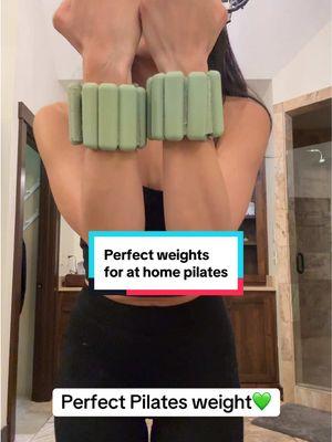 Bala Bangles 💚 Wrist & Ankle Weights #wristweights #ankleweights #pilates #weights #pilatesworkout #pilateslovers #balabangles #athomeworkout #pilatesinstructor #fitness #yoga #pilatesgirl #ttshop #fyp #fy 