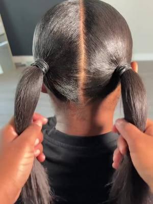 Two long low curly ponytails 🫶🏽 #fyp #foryou #sleekponytail #ponytailwin #fypp #ponytailhairstyle #viral #viralhairstyle #extendedponytail #ponytail #easyhairstyles #ponytailhack #ponytailtutorail #hairtrend 