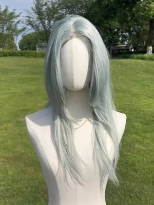 Can you tell me what color is it #wiglove #wigs #wigtok #smilcowig #smilco #lacefrontwig #futura 