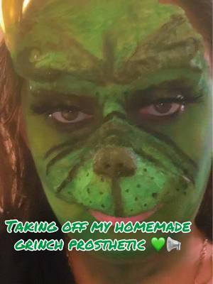 #fyp #grinch #grinchmas #grinchtiktok #merrychristmas #grinchchallenge #makeup #fypシ #fypシ゚viral #fypage #fyppppppppppppppppppppppp #prettygrinch #prosthetics #prosthetic #prostheticmakeup #sfx #sfxmakeup #sfxremoval #sfxmakeupartist 