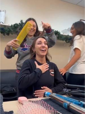 Holly jolly pranks 🪮🤣 #broncoscheer #comb #prank #nflcheer #broncos 