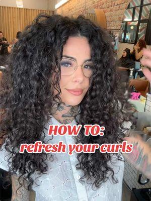 HOW TO REFRESH YOUR CURLS because youre to messy and didnt make enough time to wash your hair lol #losangelescurlyhairstylist #lacurlyhairspecialist #losangelescurlycut 