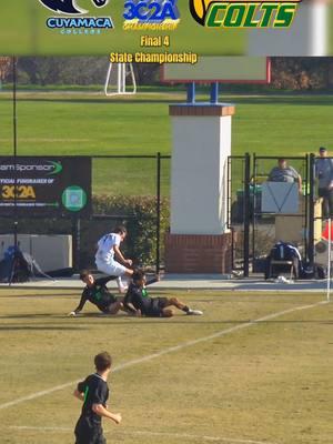 Double team 😬 #sundayleague #futbol #Soccer #sundayleaguemoments #soccerclashout #besttackles #worsttackles #highschoolsoccer #josetorresjugandofutbol  ##hssoccer 