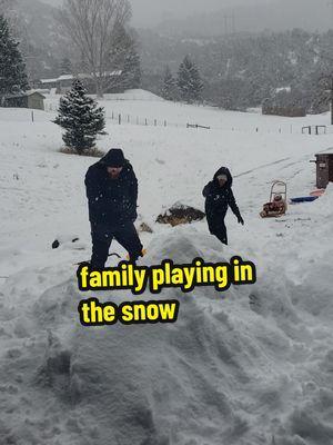 @Sarita&ChrisHudson @Chris Hudson @Walter Hudson @Jesse Hudson @siera hudson 🤍  #hudsonfamily  #familytime  #familyfun #familysnowday 