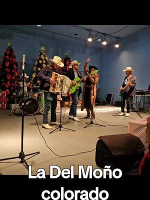 La del Moño Colorado #posada #siempre #promocional #reportaje #reportaje #losangeles 