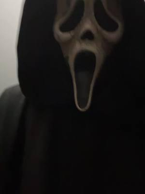 Gonna absolutely regret posting this #ghostface #ethanlandry #billyloomis #cosplay #ghostfacecosplay #scream #scream2 #scream3 #scream4 #scream5 #scream6 #viral #fyp #foryou 