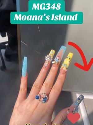 MG348 Moana’s Island 🏝 💅🏻let it glam up your day #pressonnails #acrylicnails #newdesign #shinningnail #shinningnail #nailsolon #nailart #handmadenails #nailshop 