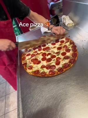 #acepizza #chicago #viral #fastfood# #pizzalover 