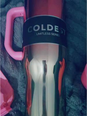 Quite possibly the prettiest water bottle I’ve EVER seen!! It is absolutely GORGEOUS!! Also, keeps drinks cold for 36+ hours and drinks hot for 13+ hours!!😃🙌❤️#coldest #coldestpartner #water #drinkmorewater #healthy #healthyliving #youneed #youneedthis #buynow #viral #viralvideo #tiktoker #tiktokers #TikTokShop #tiktokshopfinds #Love #loveit #hydration #hydrated #fit #fitness #fitnessjourney 