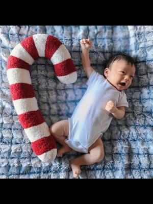 Happy Christmas #my1stborn #my1stchristmas #babyfever #babysmiles #babytiktoker #babytiktok #babytok #urchinesebestie #urchinesebestiestephie #christmas #christmas2024 #christmastiktok #candycane #candycanes 