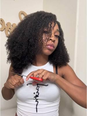 you cant tell me this isnt my hair!!! 🎀 #vpartwig #gluelesswig #kinkycurlywig #type4hair  #hairinspo #curlyhair #hairtransformation #curlyhair #curls #hairtransformation #naturalhair #vpart #wigs #halfwig #hairtok #ohmypretty #ohmyprettyhair #HairGoals #tiktok #haircut @Mya Renee. 