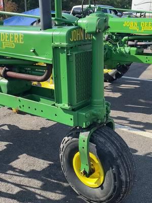 #foryou #antiquetractors #johndeere 