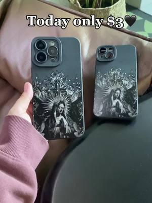 SO COOL!!🖤 #Foryou #mobilephonecase #fashion #cute #girlthings #gothic #gothicstyle #guadalupe #labordav #falldealsforyou #tiktokshopblackfriday #tiktokshopcybermonday #TikTokShopLastChance #TikTokShopNewYearNewAura #spotlightfinds #tiktokshopholidayhaul #cutephonecase #stylish #phonecase #iphone #cool