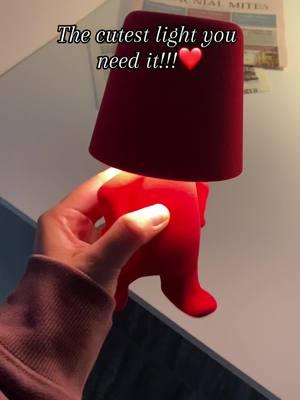 This is tewwww cute 😍😍 #desklamp #cute #newlight #tiktokshopnewyearnewaura #tiktokshoplastchance #spotlightfinds #moonlamp