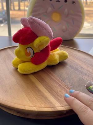 A baby #applebloom beanie with bow! #mlp #plush credit: HibiscusStitch&EquinePaletteArt