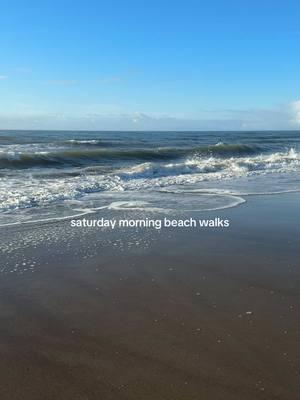 the perfect saturday morning ☀️🐚🌊 #saturdaymorning #morningroutine #morningvibes #beachwalk #morningwalk #hgw #coastalgrandmother #coastalliving #saturdayvibes #eastcoast #crystalcoast 