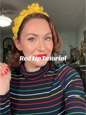 How to perfect a red lipstick look #redlip #classicmakeup #classic #redlipstick #redlipsticktutorial #makeuptutorial #vintagestyle 