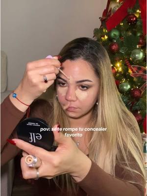 También pov: esta soy yo dique enojada 😂😂😂😂 eplicame @Tower 28 Beauty ? 🙄 #tower28concealer #brokentower28concealer #tower28serumconcealer #maquillaje #makeup #concealer 