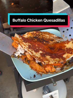 Buffalo Chicken Quesadillas 🧀 #EasyRecipe #griddle #holmescooking 