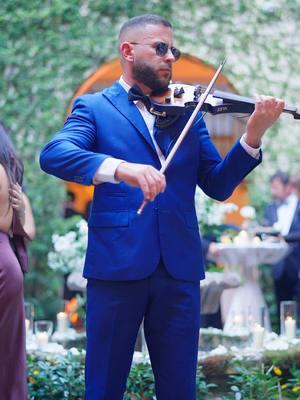 @onielbebeshito Mix. Suit @sartori_amici @mygroomsroom . . . . #bebeshito #violinist #miamiviolinist #miamievents #ronnymorenoviolinist 