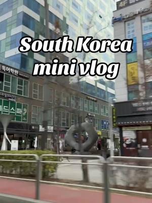 To be fair, he said that after over a month of non-stop travel 😅  South Korea was amazing, and the perfect way to end the 4-week tour in East Asia 🇨🇳🇯🇵🇹🇼🇰🇷 #wimpykid #diaryofawimpykid #BookTok #minivlog #travel #southkorea🇰🇷 #jeffkinney 