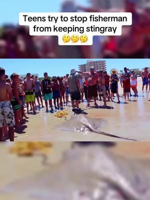 Should they have kept it? #stingray #fishing #fisherman #oceanlife 