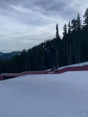 snowboarding  #snowboard #skate #swagy #portland #mthood 