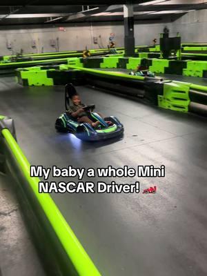 My little guy was driving driving!!!  • • • #orlandoflorida #orlandothingstodo #andrettisindoorkarting #racecars 