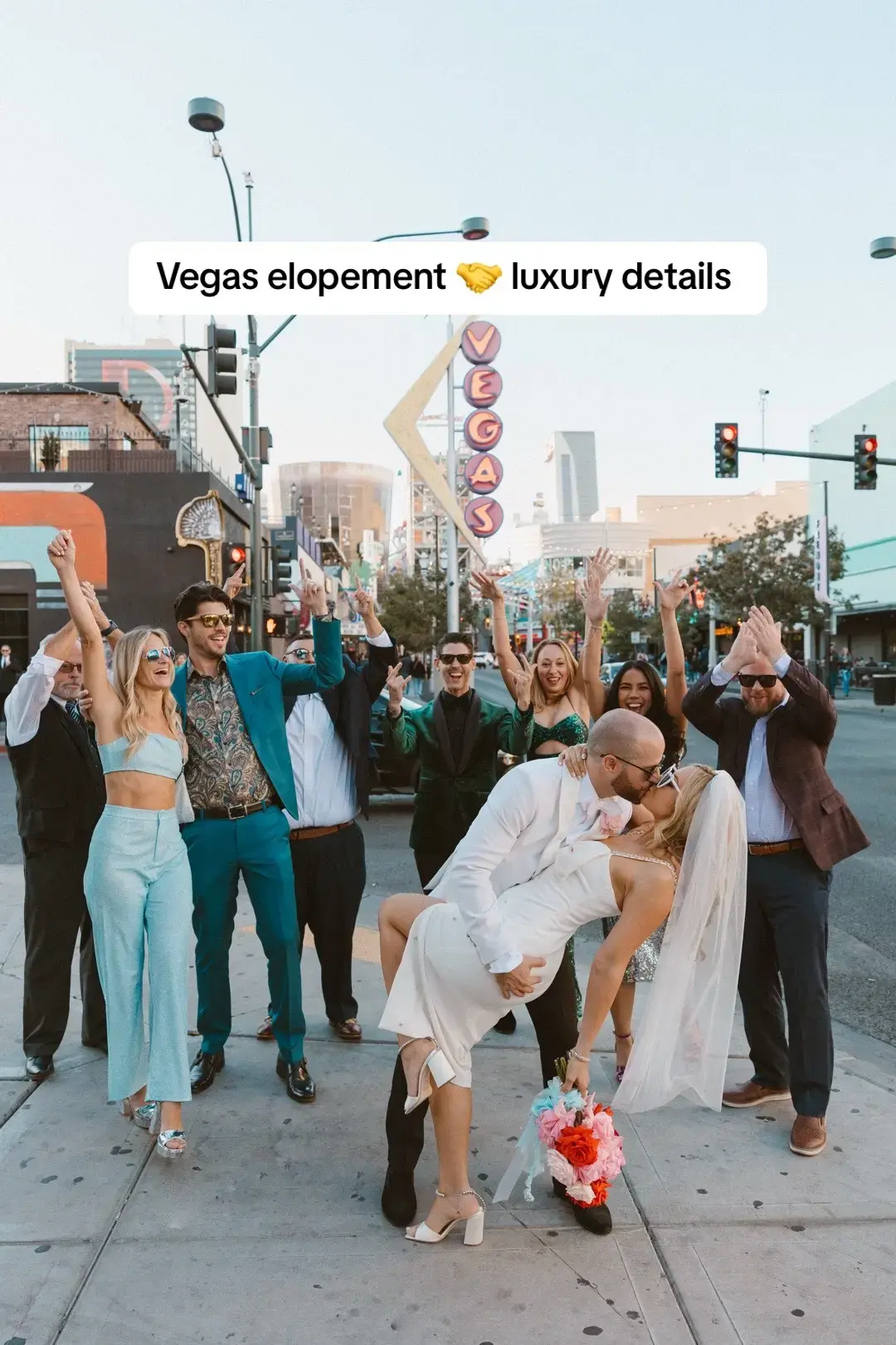 Danielle + Trevor wanted a vegas elopement, but they didnt want to sacrficie on high end/full wedding details. Wanna know more about their wedding & how you can have the best of both worlds!?! Check out my blog 😍 #lasvegaswedding #lasvegaselopement #lasvegasphotographer 