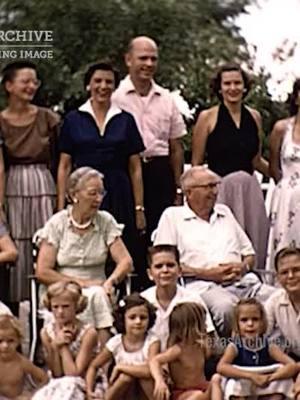 📽️ Help us keep memories alive. From family reunions ((like this 1950s footage of the Fath family in Austin) to historic festivals, the Texas Archive of the Moving Image preserves the stories that make Texas unique. This season, give the gift of preservation. Together, we’ll ensure these stories inspire for years to come. 👉 Donate Today https://loom.ly/r54D-Yc #texas #archives #film #homemovie #homevideo #digitization #preservation #nonprofit