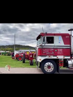 Preserving his grandpa’s 1974 Kenworth K-100 cabover truck tour #trucking #trucks #trucker #diesel #kenworth #cabover #trucklife #truckshow #oldtrucks #truckin