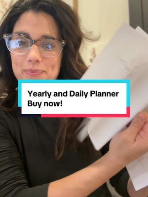 It's here...my digital yearly planner and daily planner. After years of buying countless planners, I created my own simple planner and am sharing it with you all. Simple monthly, weekly, and daily planning. Not to much not to little. Daily manifesting and time management too. I'm a true believer that if you write out, pray over, manifest, and focus on a daily goal consistently you're bound for success. For $4.97 download your daily planner or for $7.97 download the whole year. Print at home on your own conveniently or all at once. I will be sharing my daily planner in stories too. Link in bio!!  #organize #organization #organizationideas #calendar #yearlyplanner #planning #digitaldownload 