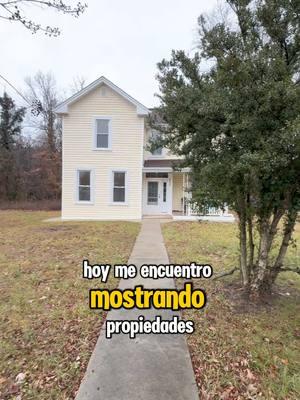 Mostrando casas en Landover Maryland a cuanto adivinas el precio de esta casa? #hometour #homebuyer #houseoftiktok #realestateagent #jhojancoronado #realtor #realestate #marylandrealtor #tiktokrealtor #house #houseforsell #landovermaryland 