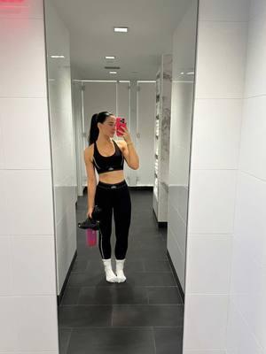 Another morning routine in my life #workout #workoutroutine #workoutmotivation #workoutmotivationforwomen #fitness #fitnessmotivation #fitnesstips #morningroutine #morningroutineaesthetic #nycvlog #inspo #fitspo #dailyvlog #nyc #nycclasspass #classpass #GymTok 