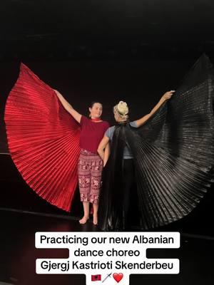 Stage rehearsal to our new Albanian dance choreography Gjergj Kastrioti Skenderbeu. 🇦🇱🗡️ @Besa Entertainment  #dancewithelvana #gjergjkastrioti #gjergjkastriotskenderbeu #fyp #albinaazemi