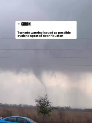 While much of East Texas and parts of the Gulf Coast brace for some wicked weather Saturday, areas west of Houston may have just gotten a look at a cyclone. A possible tornadohas been tracked Saturday morning between Hockley and Katy, west of Houston. According to Matt Lanza of Space City Weather, a band of severe weather was hanging out over the area near Dewberry Farm around 10:40 a.m. Saturday.  Video courtesy of Robert Perry . . . #Texas #tornado #weather #katytx #katytexas #houston #hounews #houwx #htxwx #news #tx 