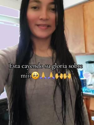 Esta cayendo su gloria sobre mii...... . . . . . . #princesadeDios #hijadedios #alabanzas_cristianas #paratiiiiiiiiiiiiiiiiiiiiiiiiiiiiiii #❤️❤️❤️ #estadosunidos🇺🇸 