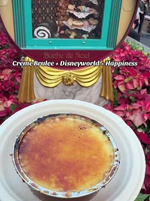 Creme brulee in Epcot is a whole different feeling✨ #cremebrulee #epcot #waltdisneyworld #epcotfrance #disneyworld #Disneytips #disneyfoodies #disneyfoodie #disneyparks @Disney Parks @waltdisneyworldresort 