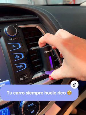 #raytips #difusorinteligente #cardiffuser #caraccessories #latinosenusa #carsoftiktok #carairfreshener #carro #airfreshener 