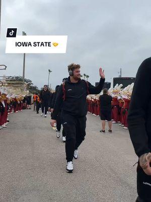 @Iowa State Football has arrived 🤝🏈 #PopTarts #PopTartsBowl #Passion #SportsTok #Football #IowaStateFootball 