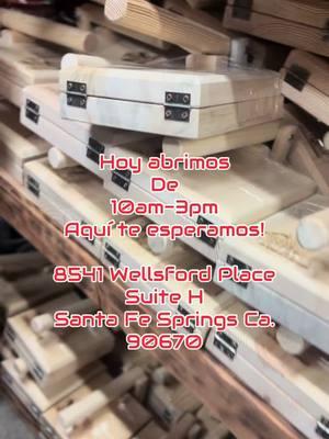 Aquí te esperamos!! #ramostortimex #artesaniasmexicanas #santafesprings #hechoamano #losangeles #woodtortillapress #latoxica3en1 #jalixcoimports #barro #productosmexicanos 