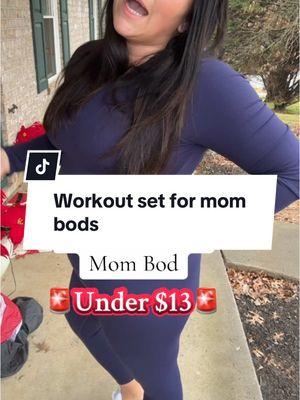 Definitely buy 2 or more for the price and quality on this 2 piece workout set. #tiktokshopendofyeardeals #endofyearsale #2pieceset #workoutsets #workoutset #mombods #mombod 