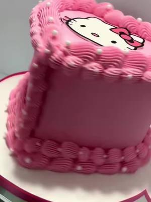 POV - Hello Kitty ❤️😏 • • • #hellokitty #heartcake #whitecandypearls #njcakedecorator #nyccakedecorator #eventplanner #eventdecor #kidsparty #kidspartyideas #partyplanner #nyccakeartist 