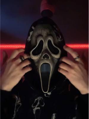 Another Version of Yourself 👻🖤 #ghostface #scream #ghostfacescream #screammovie #ghostfacecosplay #ghostfacemask #mask #cosplay #horrortok #fyp #foryou #fypシ #viral #horror #cosplayer 