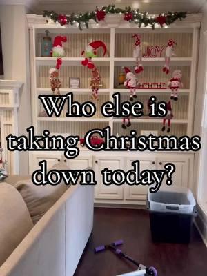 Now I normally don’t take Christmas down this early, but I am ready for my house to be organized again #Christmas #ChristmasDecor #MomBlog #MomTalk #MomLive #Cleaning #CleanTalk #Organization #CleanHouse #StayAtHomemom #MomOf5